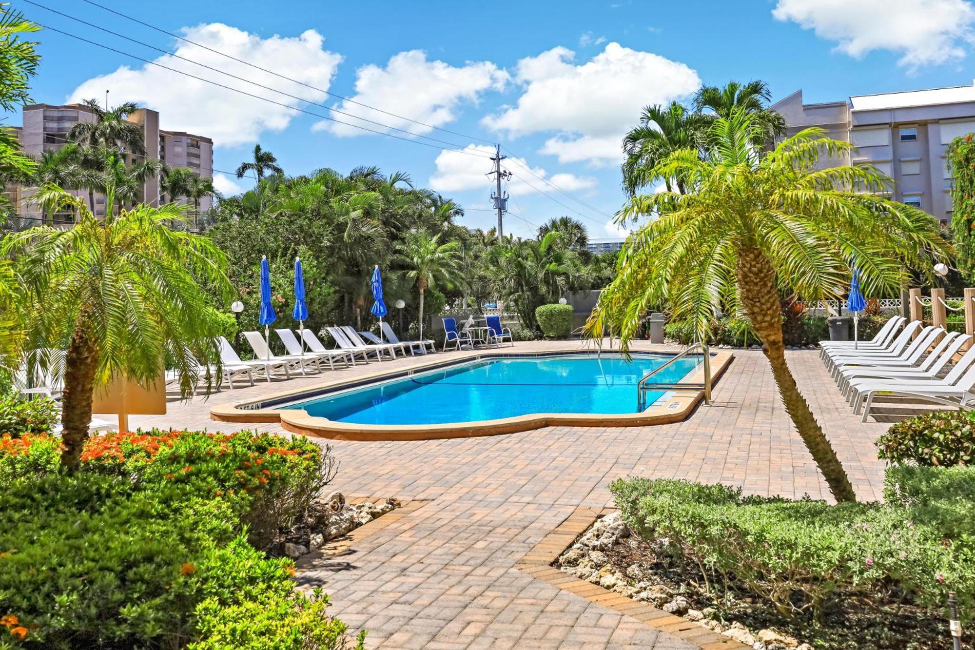 Beach Club 216 Marco Island Exterior foto
